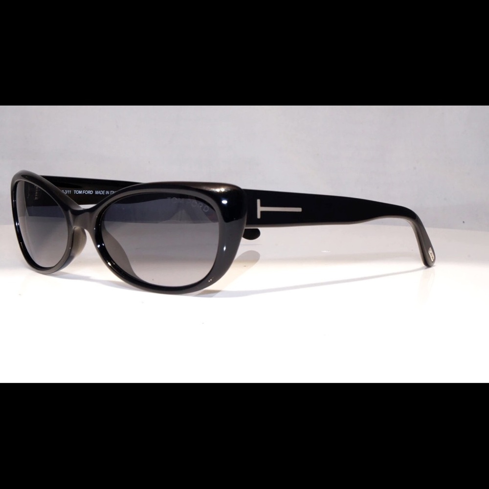 Tom Ford Sebastian Cat-Eye Sunglasses